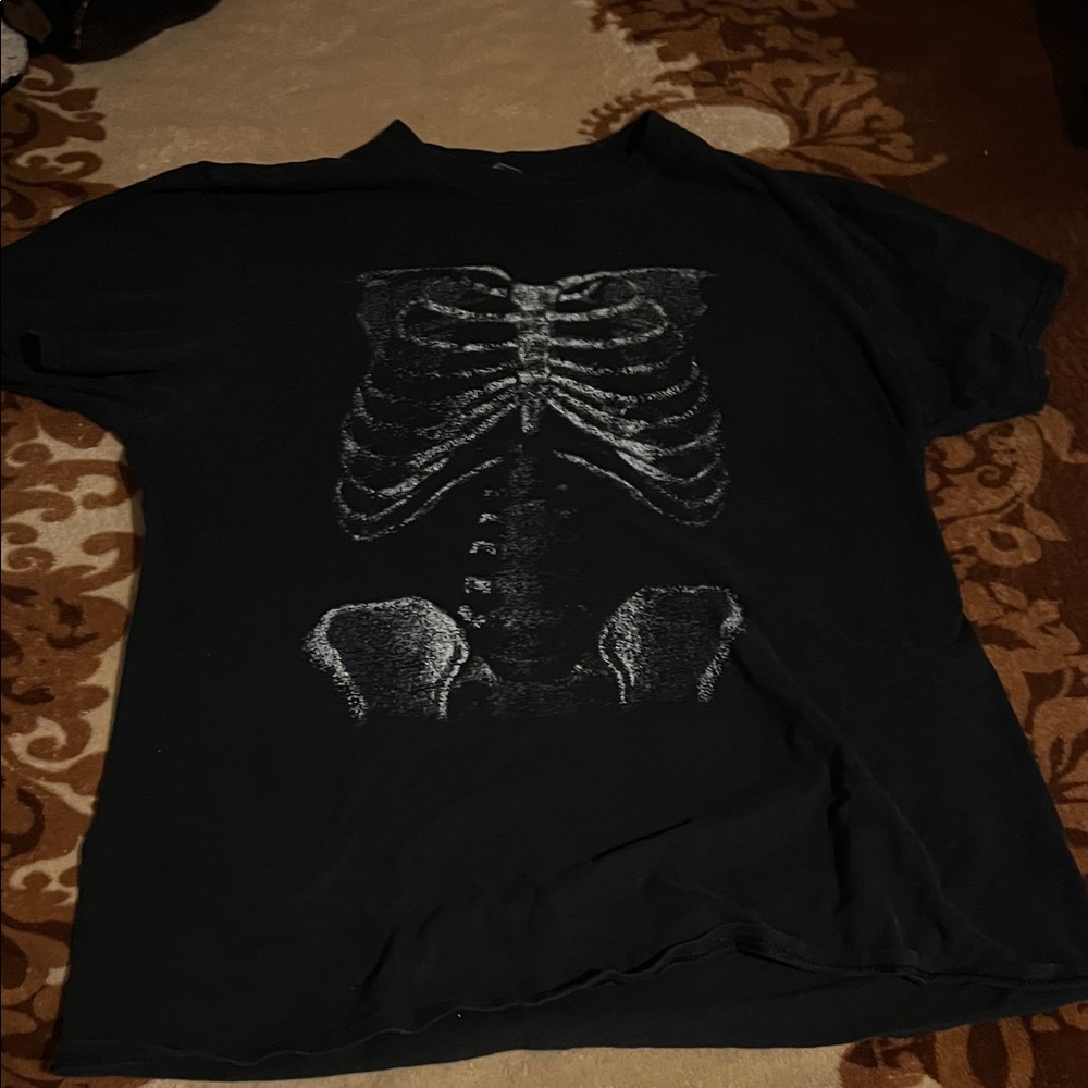 Gildan Black Skeleton Graphic Tee